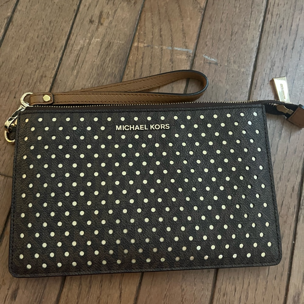 Michael Kors Wristlet